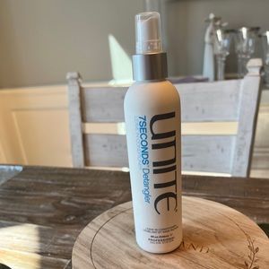 Unite 7 seconds detangler